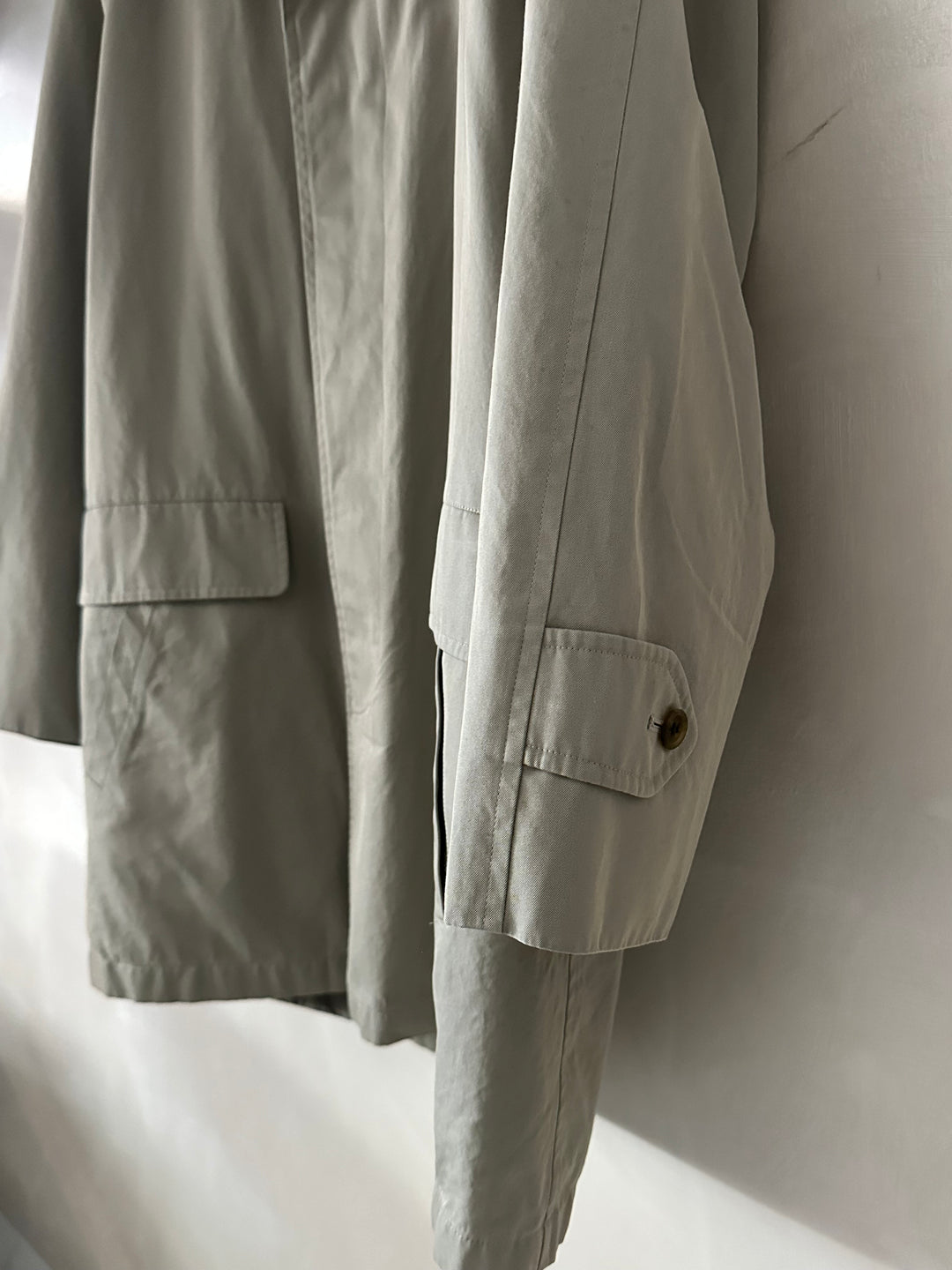 Trench corto Burberry - M