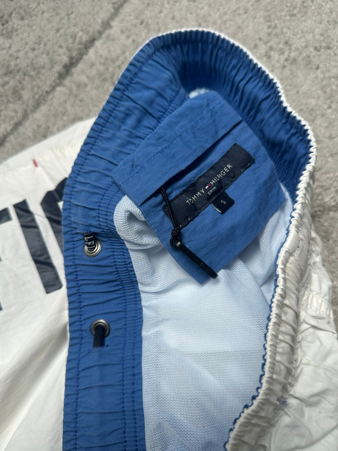 Costume Tommy Hilfiger - S